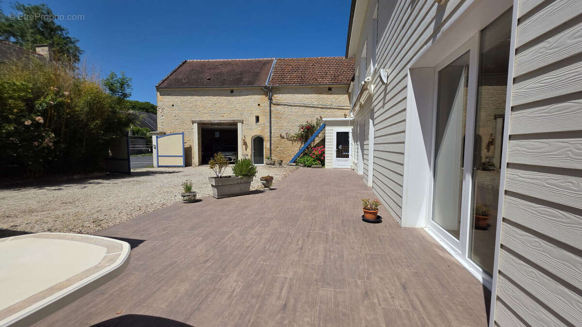 Maison Banville 6 pièce(s) 145 m2 + duplex 50 m2 - photo 4