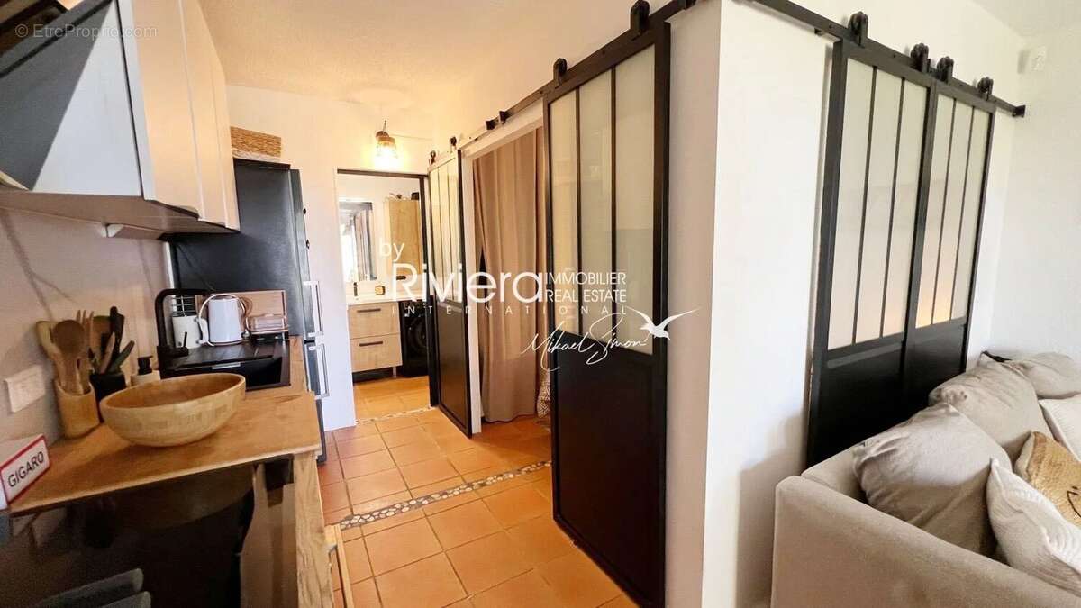 Appartement à LA CROIX-VALMER