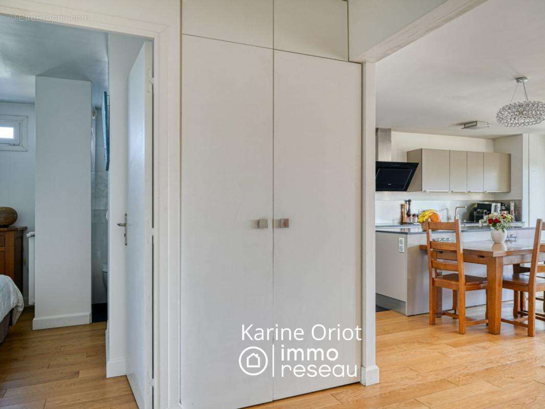 Appartement à PARIS-19E
