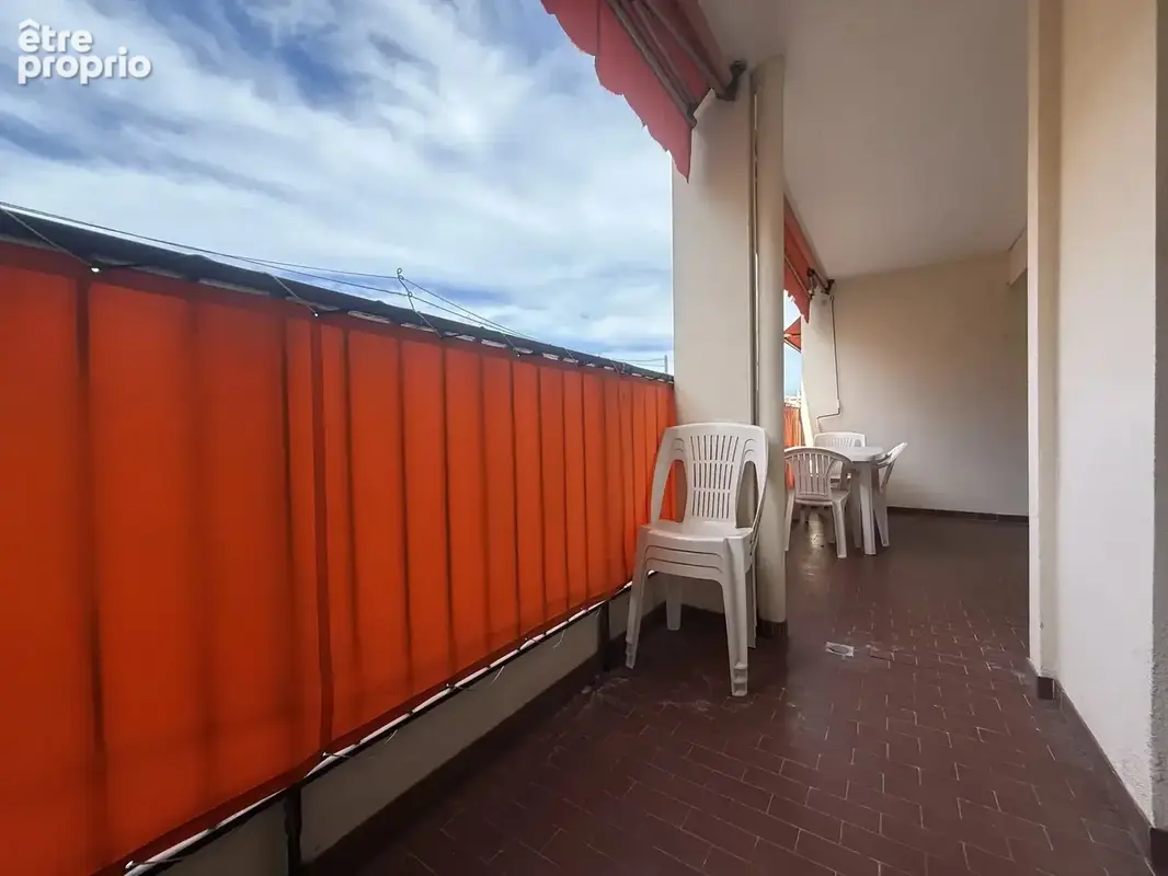 Nice riquier - 3piéces - terrasse - parking - photo 4