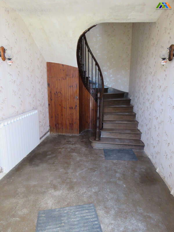 Maison 160 m² à Castelnau-Magnoac  - photo 7