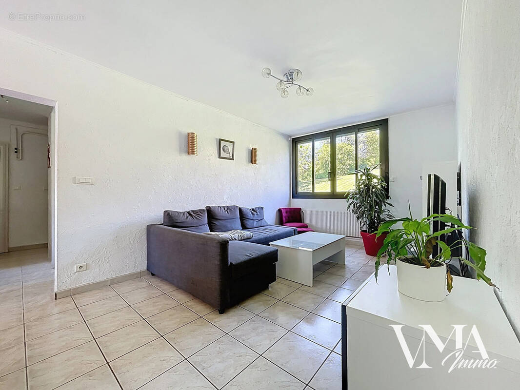 Appartement à CHAMPAGNE-AU-MONT-D'OR