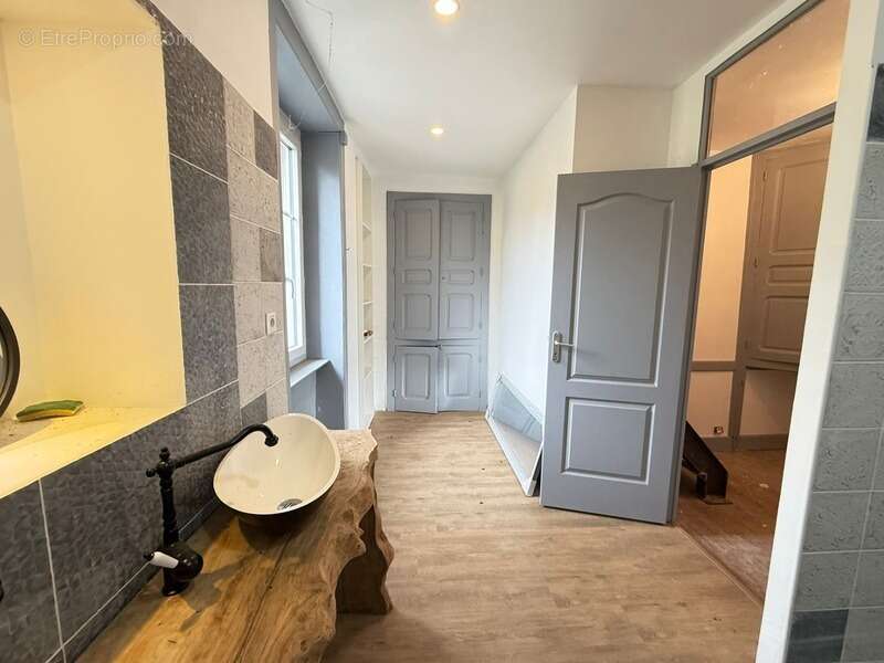 Maison à SAINT-VICTURNIEN