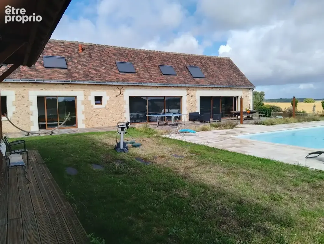 Maison 17 pièces 416 m² · à Esves-le-Moutier · 416 m² · 774 800 €
