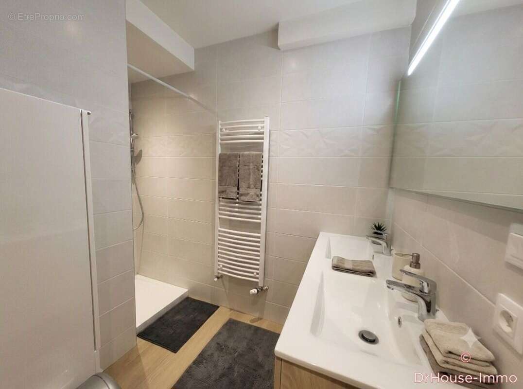 Appartement 90 m² à Le Puy-En-Velay  - photo 8