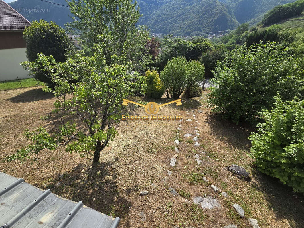 Terrain 540 m² à Cevins  - photo 5