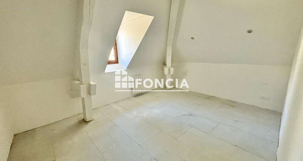Appartement à AIX-LES-BAINS