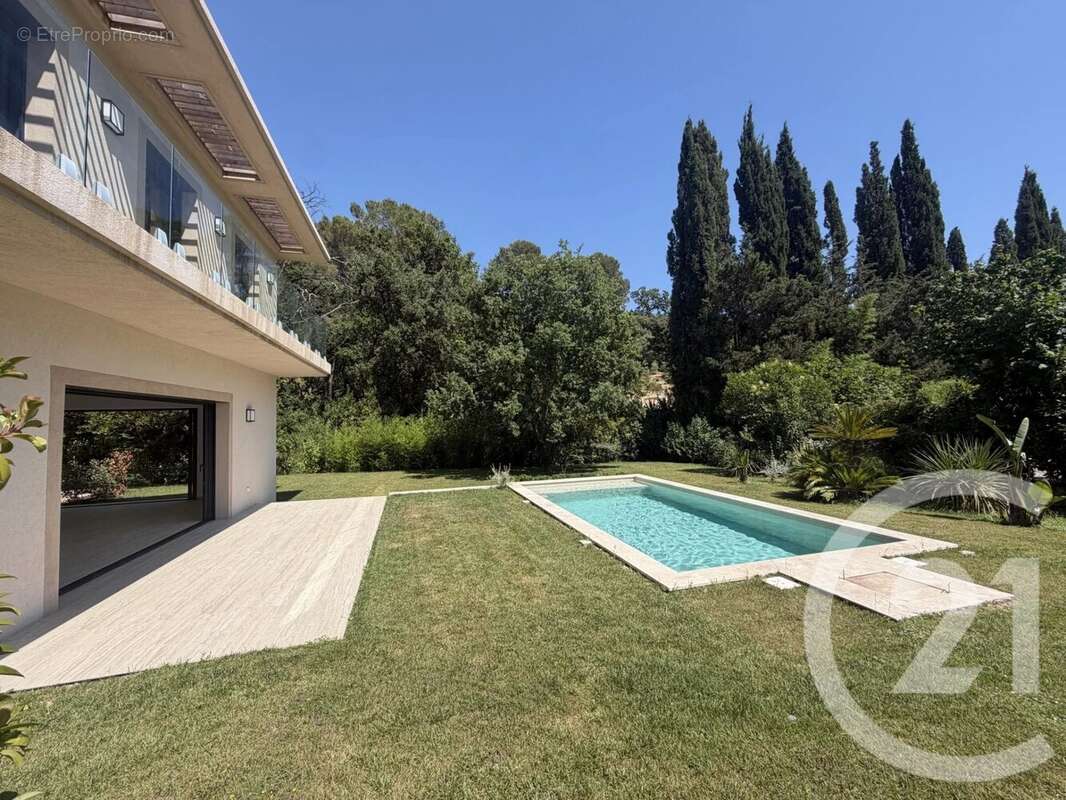 Maison 160 m² à Mougins  - photo 9