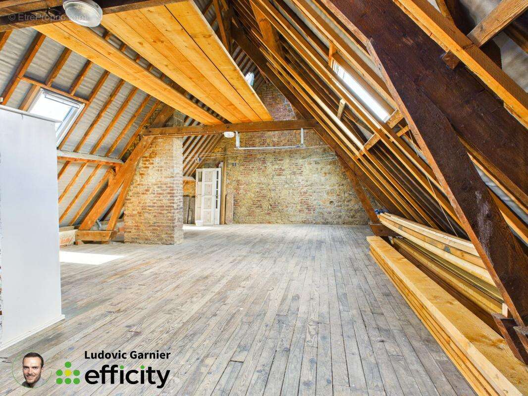 Maison 180 m² à Saint-Hilaire-Du-Harcouet  - photo 15