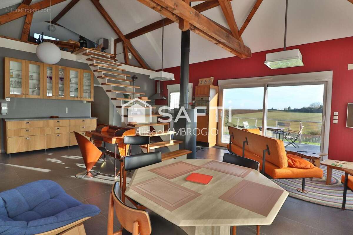 Maison 130 m² à Malavillers  - photo 2