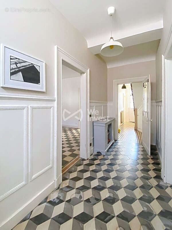 Maison à ENTRAINS-SUR-NOHAIN