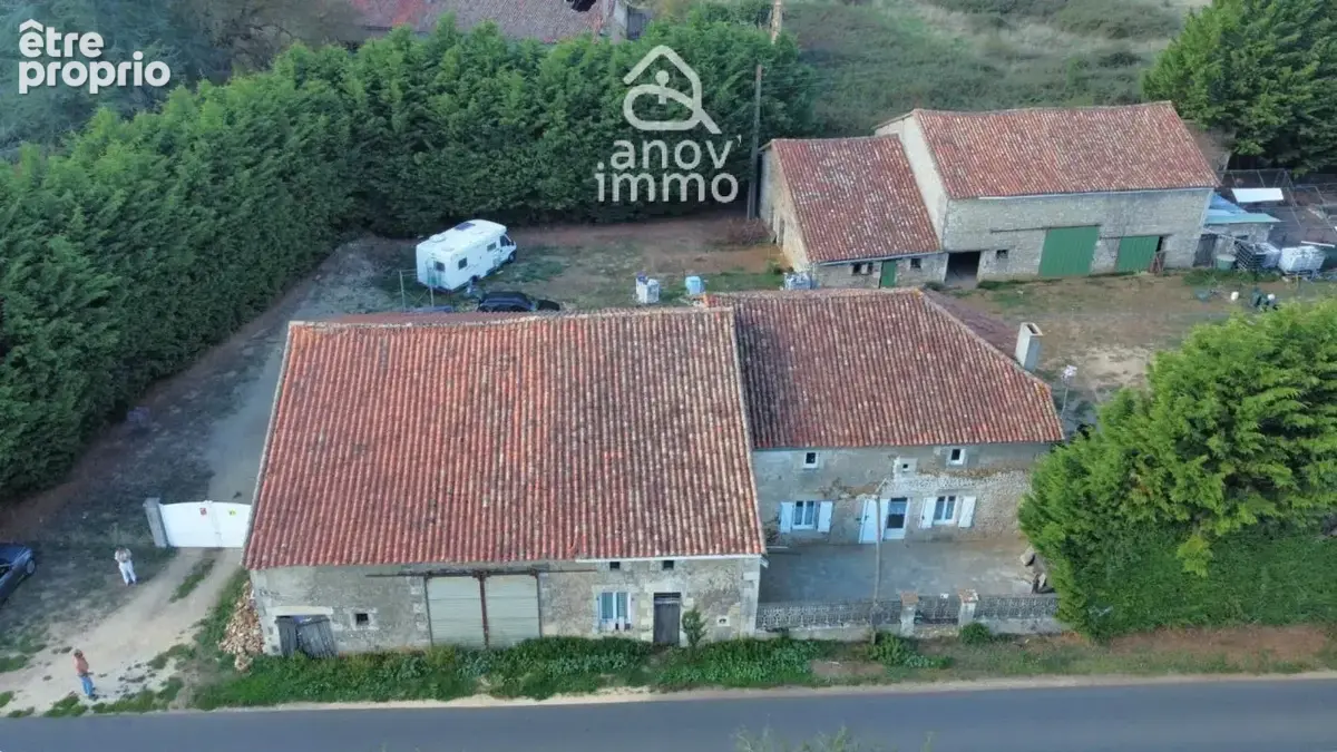 Maison à SAVIGNE