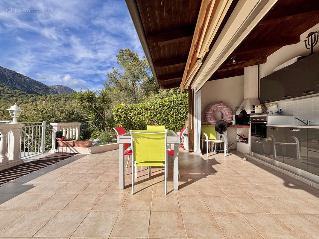 Maison à ROQUEBRUNE-CAP-MARTIN