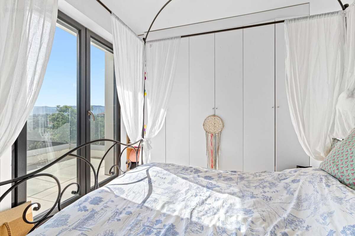 Villa californienne. nice  / saint pierre  / vue mer panoramiquede feric - photo 33