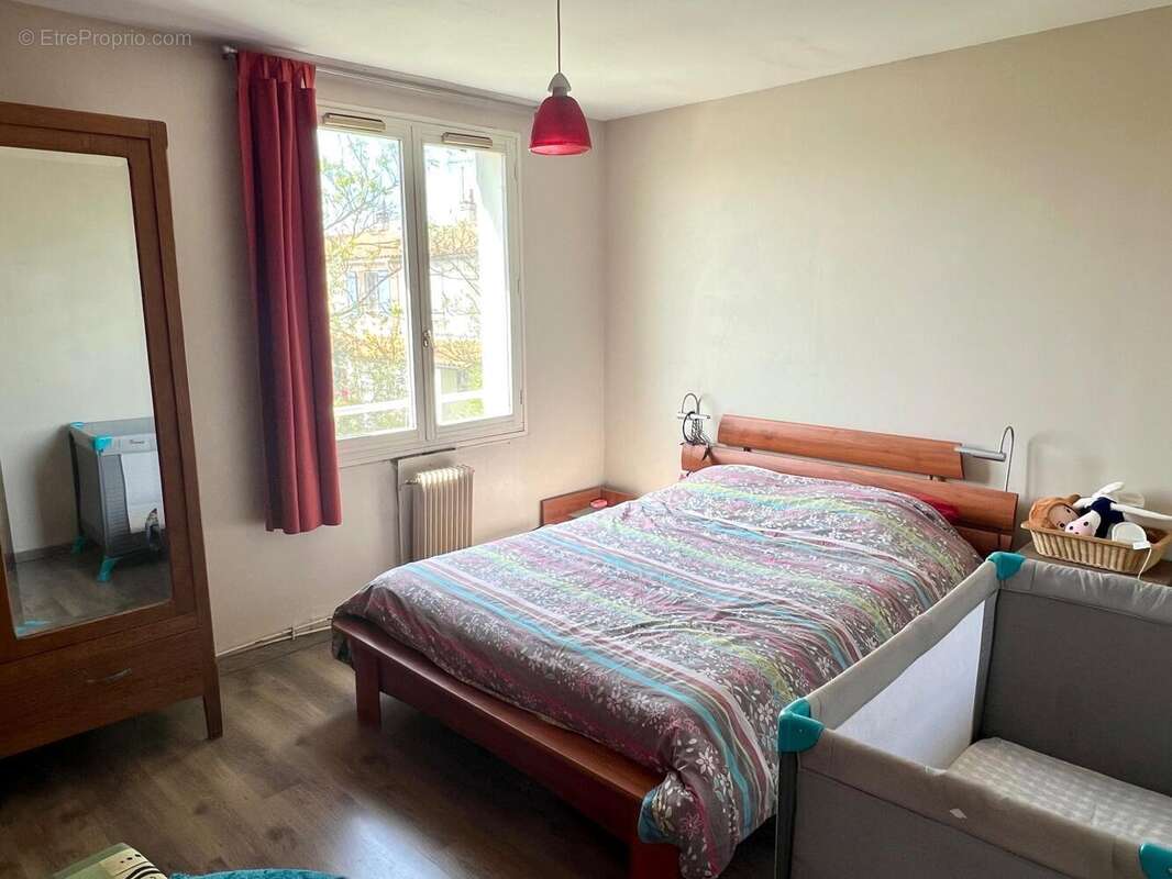 Photo 5 - Maison à SAINT-JEAN-D'ANGELY