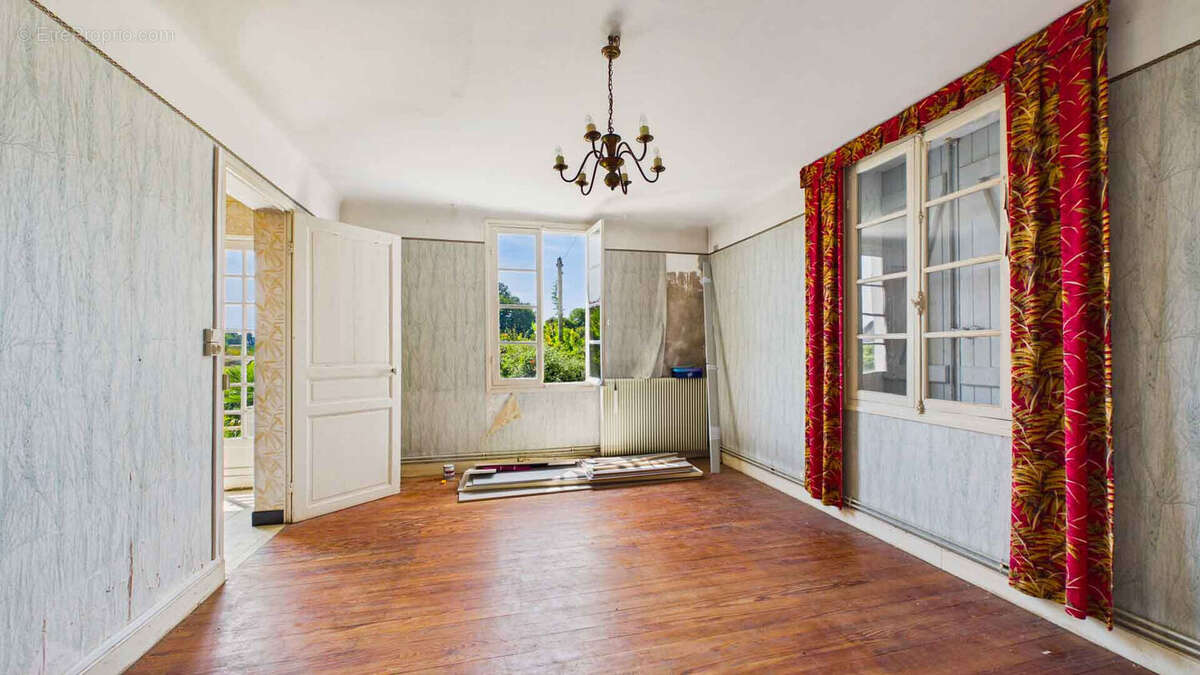 Maison de maître à Saint Martin De Hinx 170 m2 - photo 5