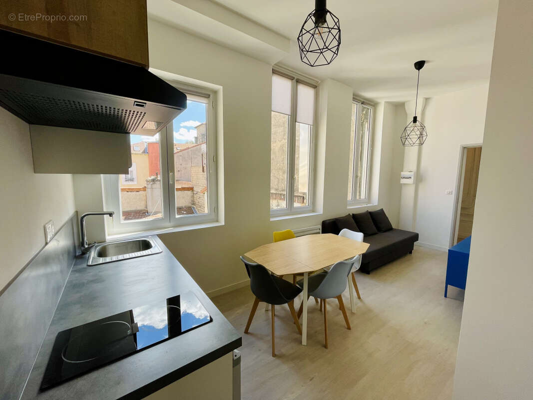 Appartement à SAINT-ETIENNE