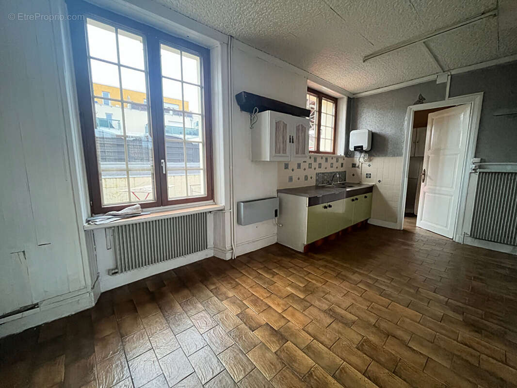 CUSTINES - Maison 4 pièces - 86 m2 - photo 7
