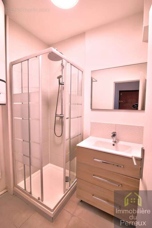 Appartement à LE PERREUX-SUR-MARNE