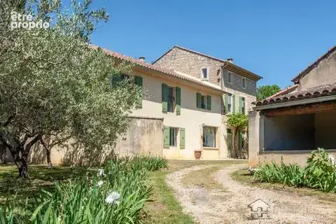 Maison 300 m² à Avignon  - photo 3