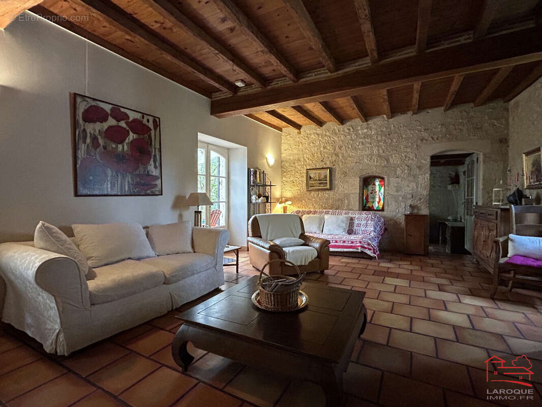 Maison à LAROQUE-TIMBAUT