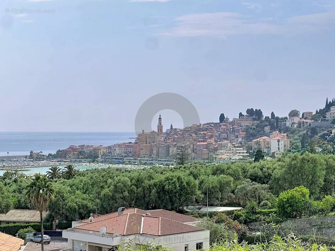 Appartement à MENTON