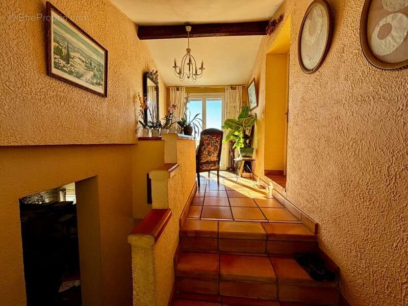 Maison à LA VALETTE-DU-VAR