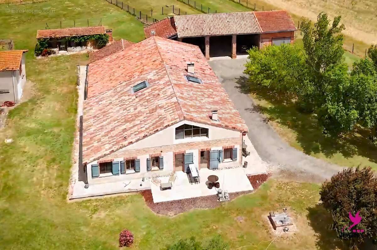 Maison à LE BURGAUD