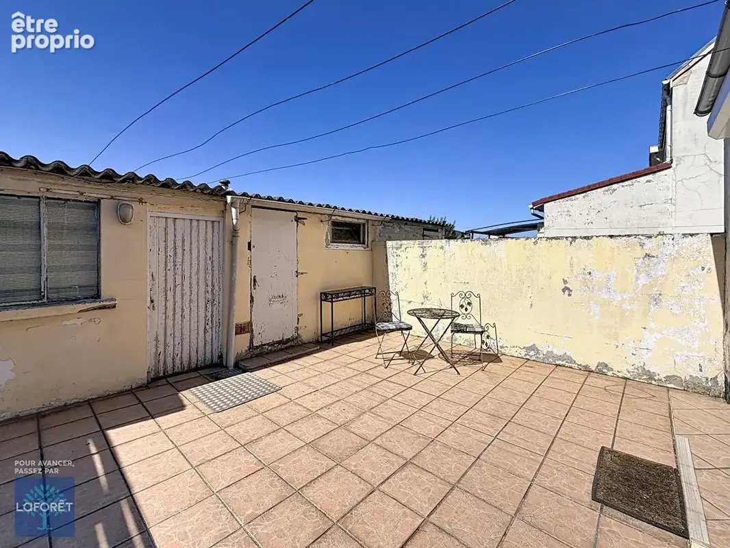 Proche centre, maison 3 chambres, cour sud ouest. - photo 7