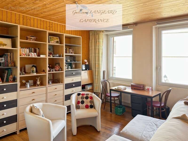 Martignat (01100) - Maison de village en pierres 92 m2, avec dépendances et fort potentiel d'agrandissement - photo 13