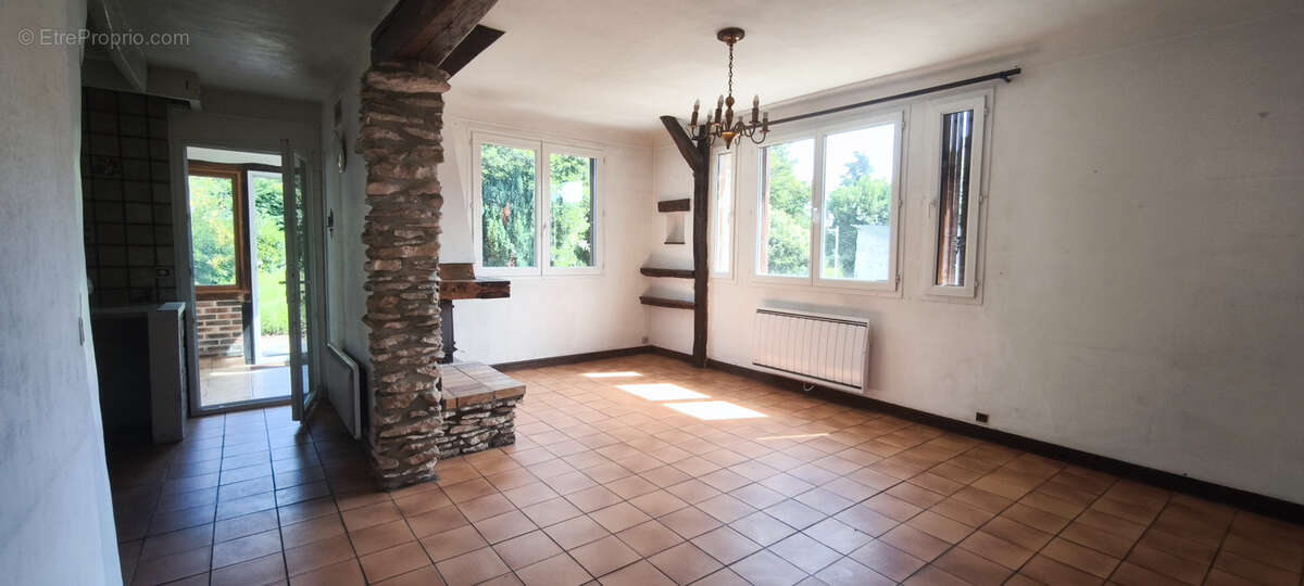 Maison à HEROUVILLE