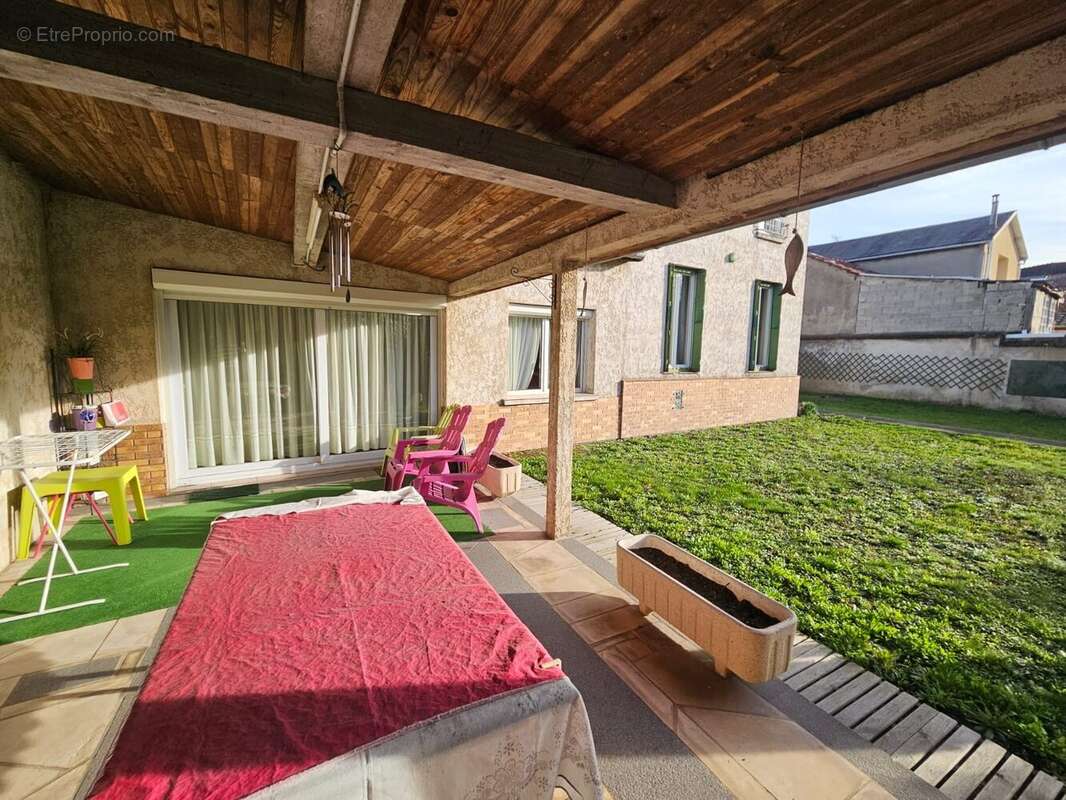 Maison à CHAMPIGNY-SUR-MARNE