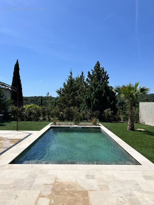 Maison à LE VAL