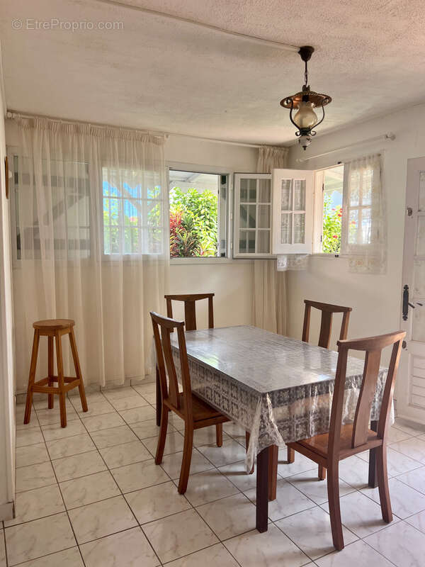 Appartement à BASSE-TERRE