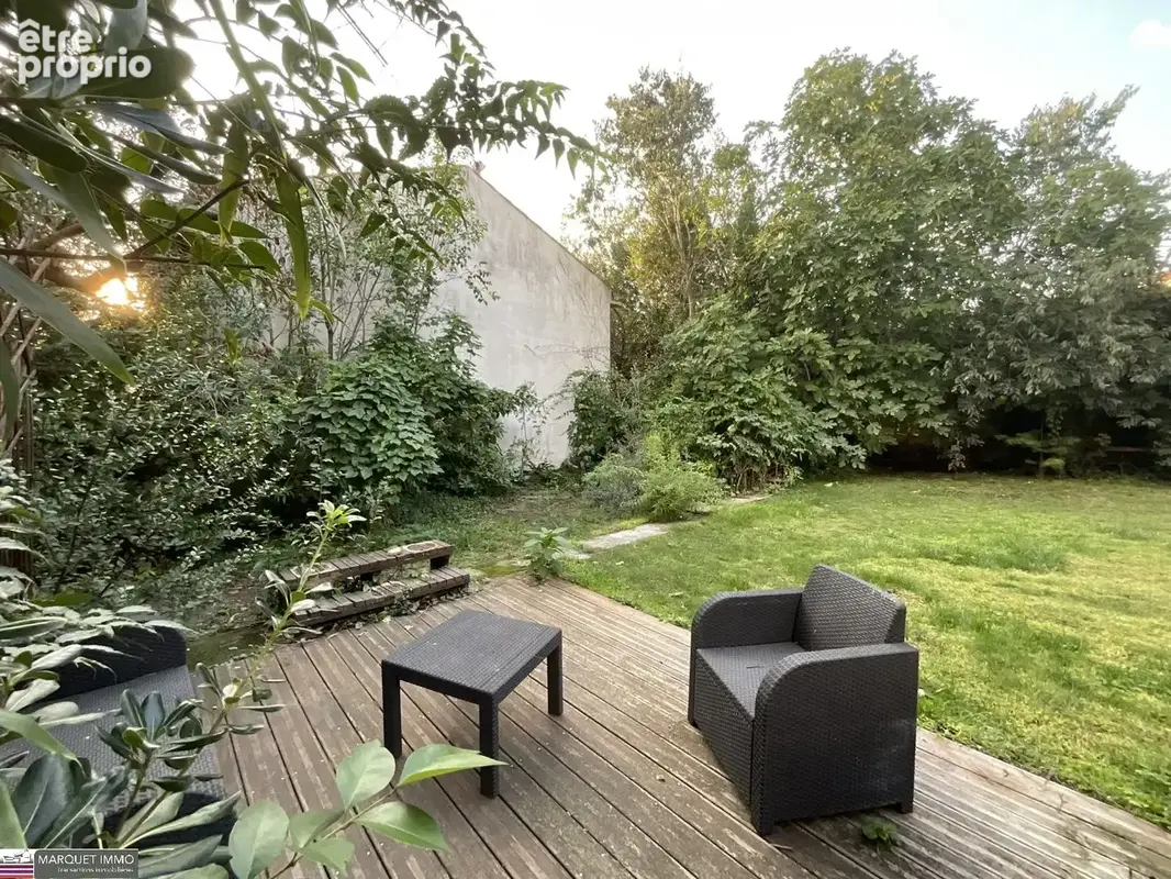 Une opportunité rare sur Béziers - Font-Neuve !!! Cette agréable villa T3 de plain-pied offrant 60 m² habitables, construite en  - photo 5