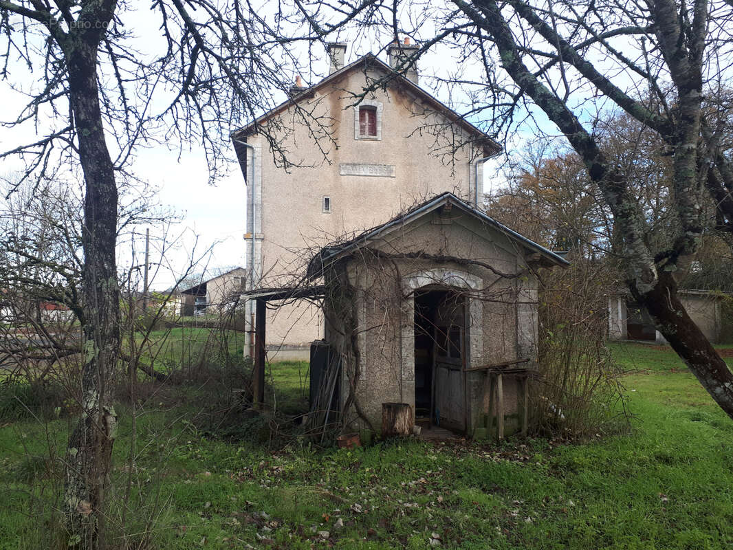 Maison à AVAILLES-LIMOUZINE