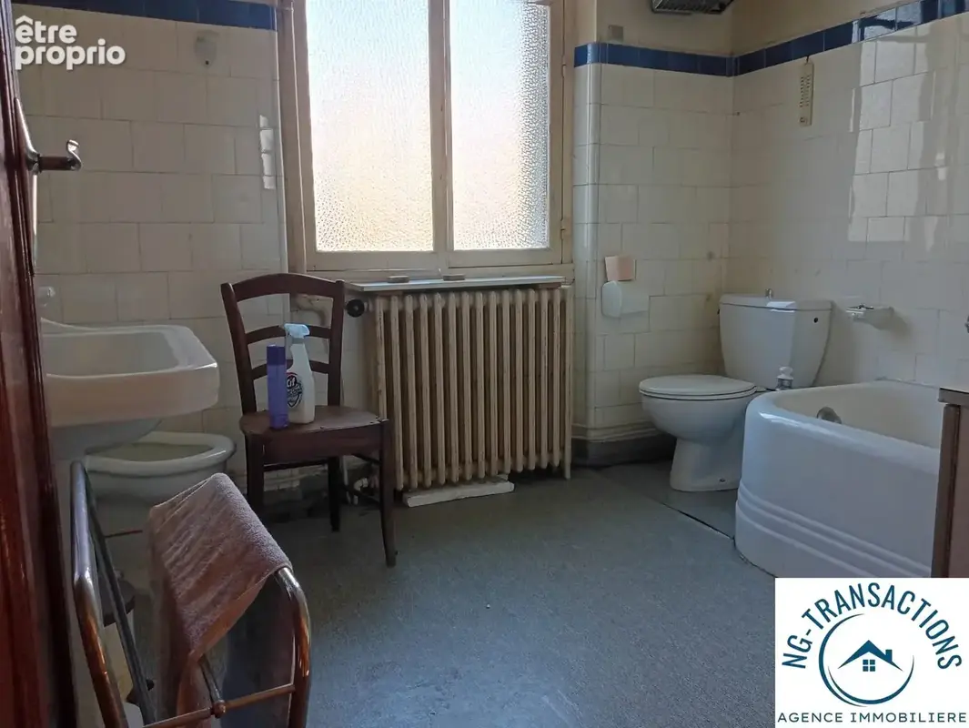 Propriété en coeur de village - photo 13