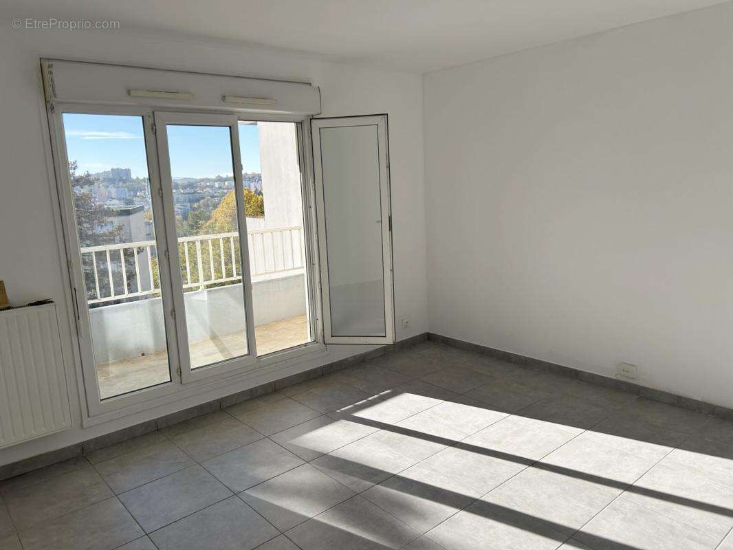 Appartement à LA MULATIERE