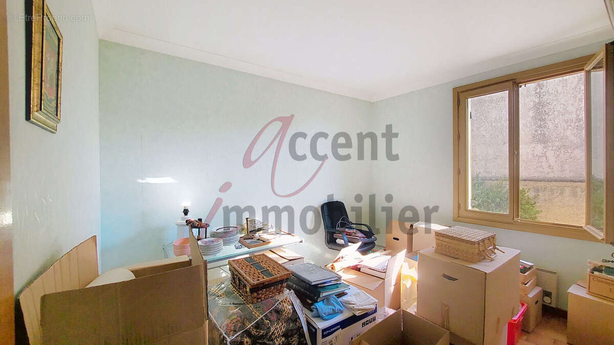 Maison à CHATEAURENARD