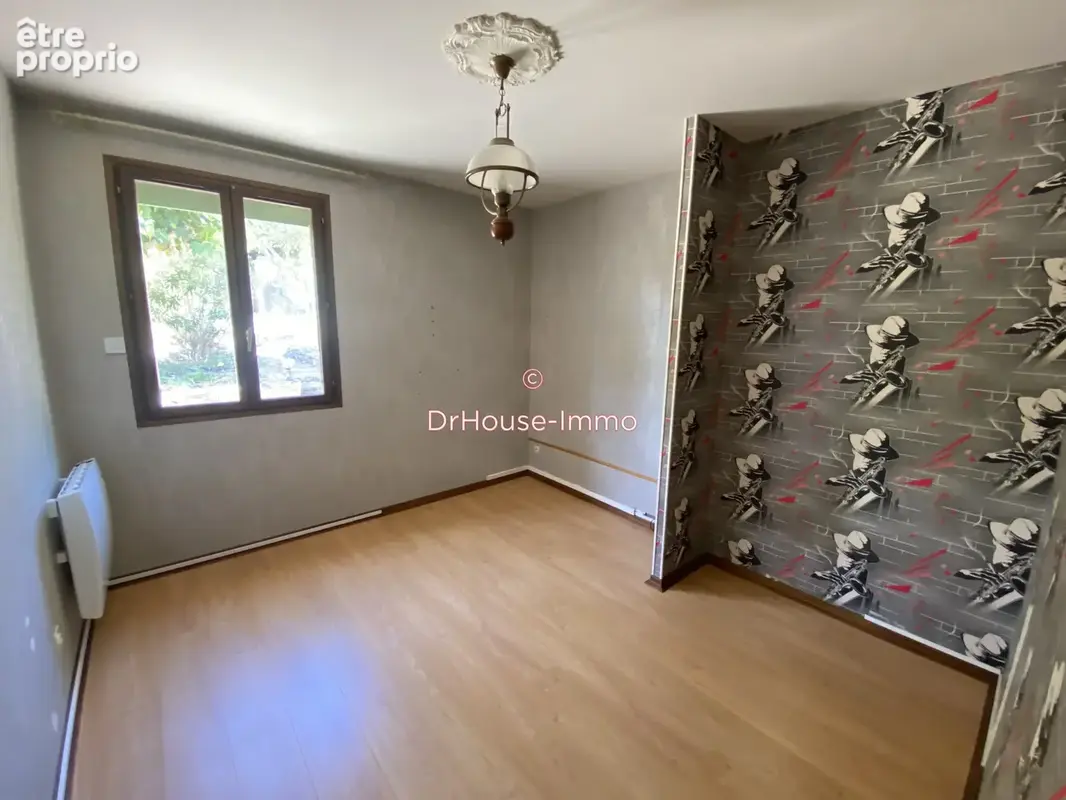 Maison 5 pièces 101 m² à vendre à Gareoult (83136) - photo 8