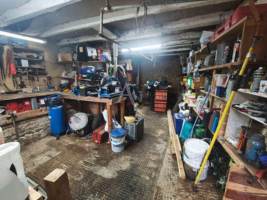 Maison à LOIRE-SUR-NIE