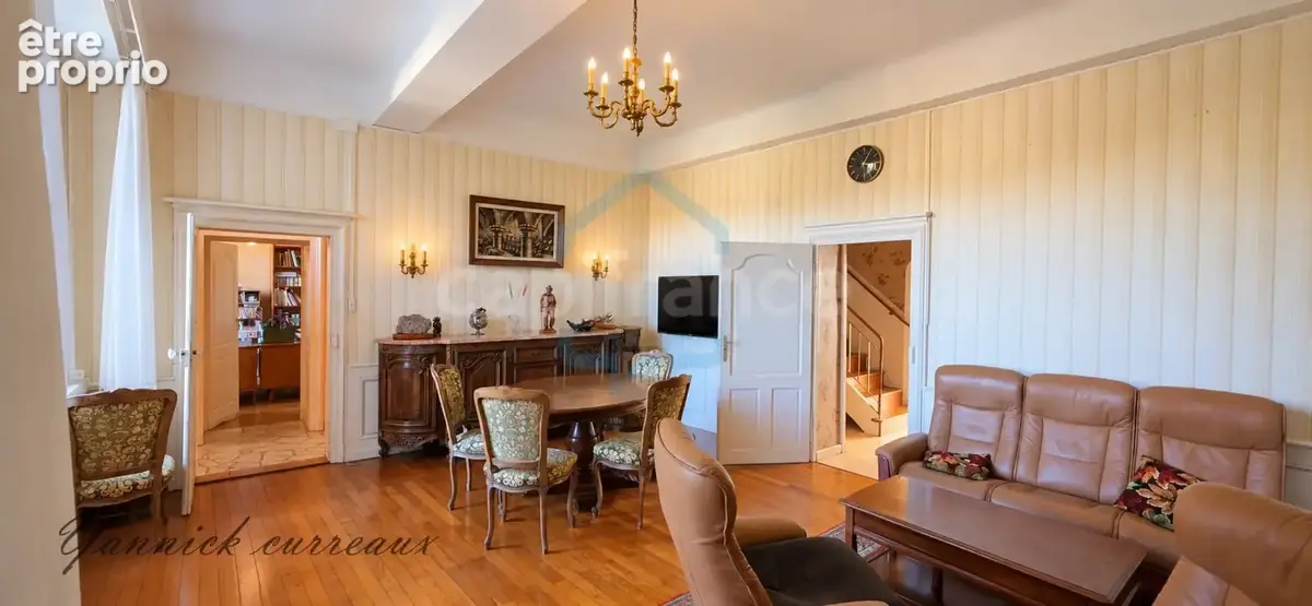 Saint-jean-de-losne – maison de caractère avec fort potentiel d’aménagement - photo 2