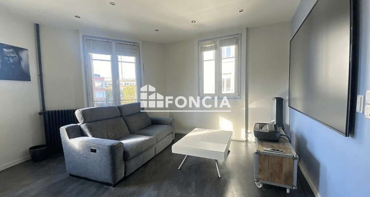 Appartement à MAISONS-ALFORT