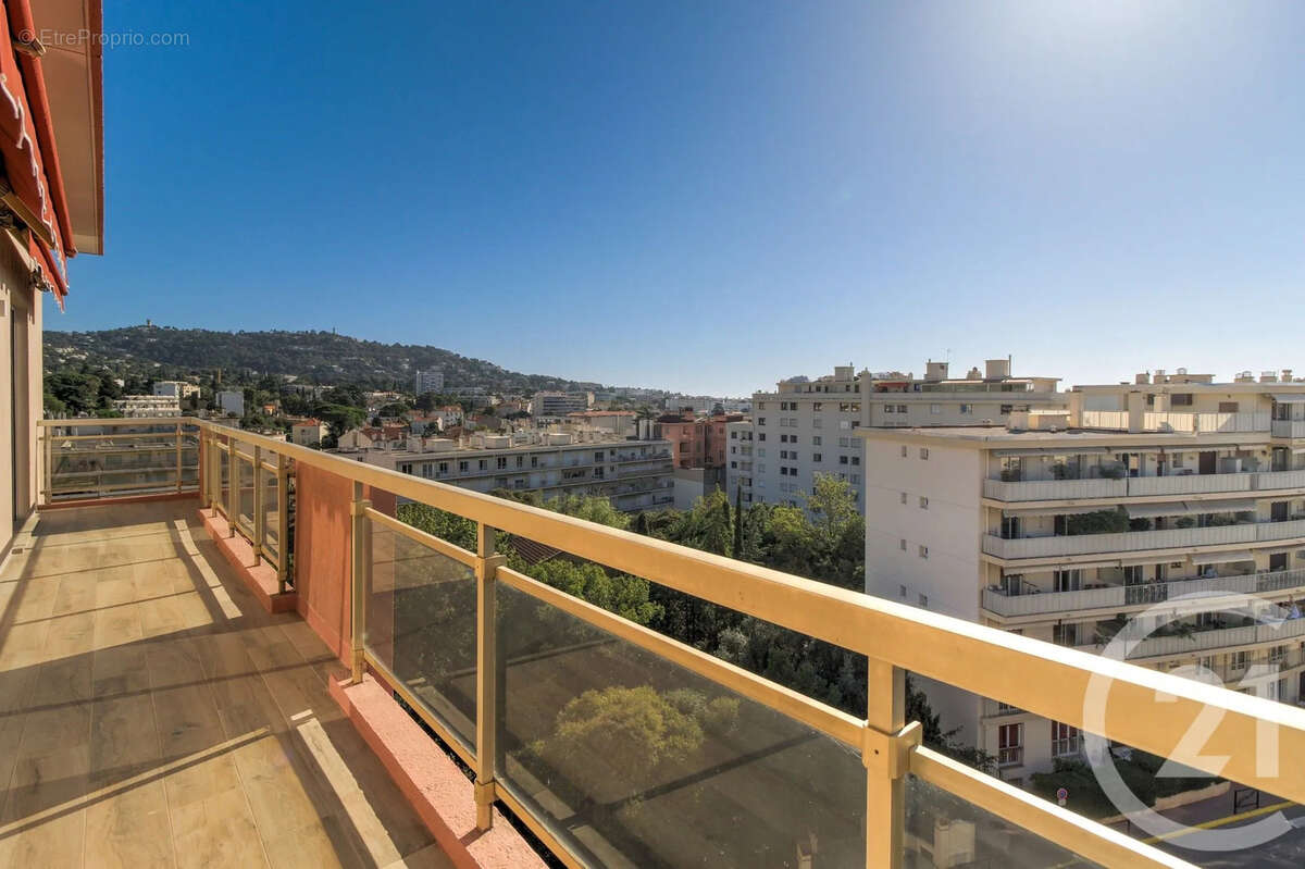 Appartement à CANNES