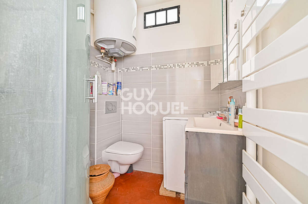 Appartement à PARIS-12E