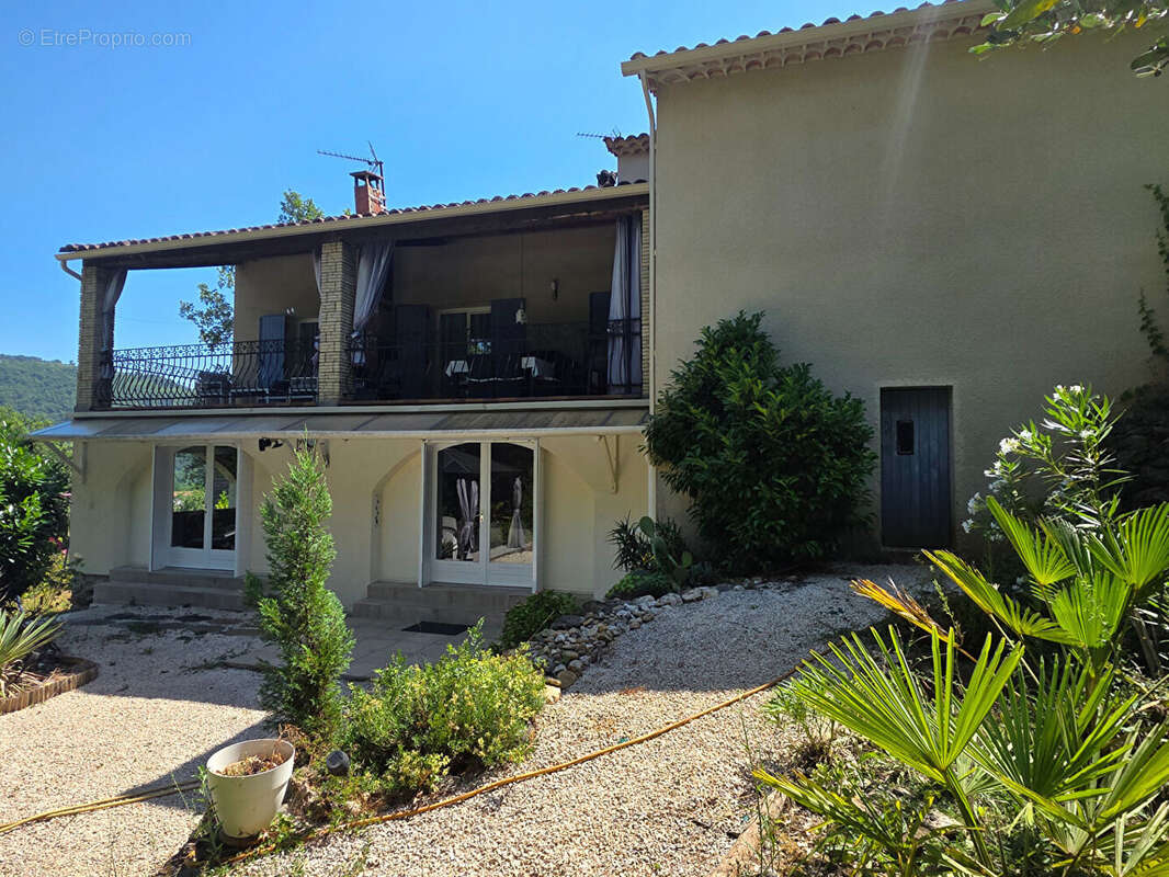 Grande maison familiale avec 6 chambres - photo 3