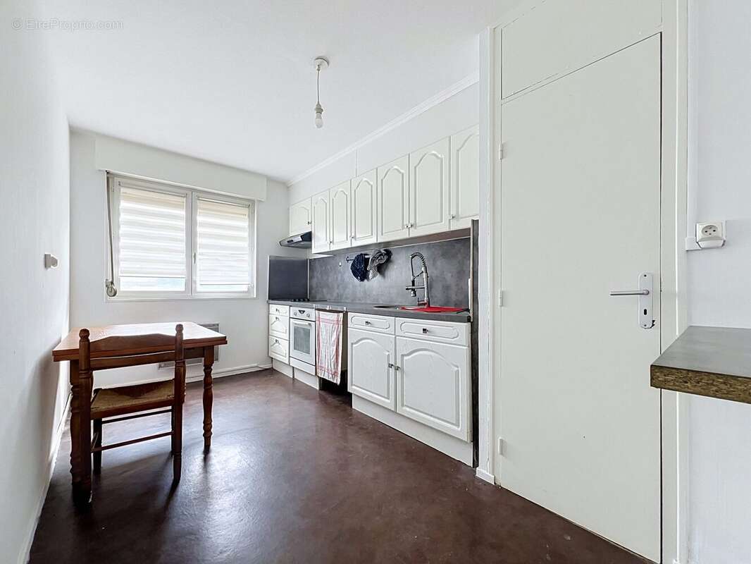 Appartement 73 m² à Metz  - photo 2