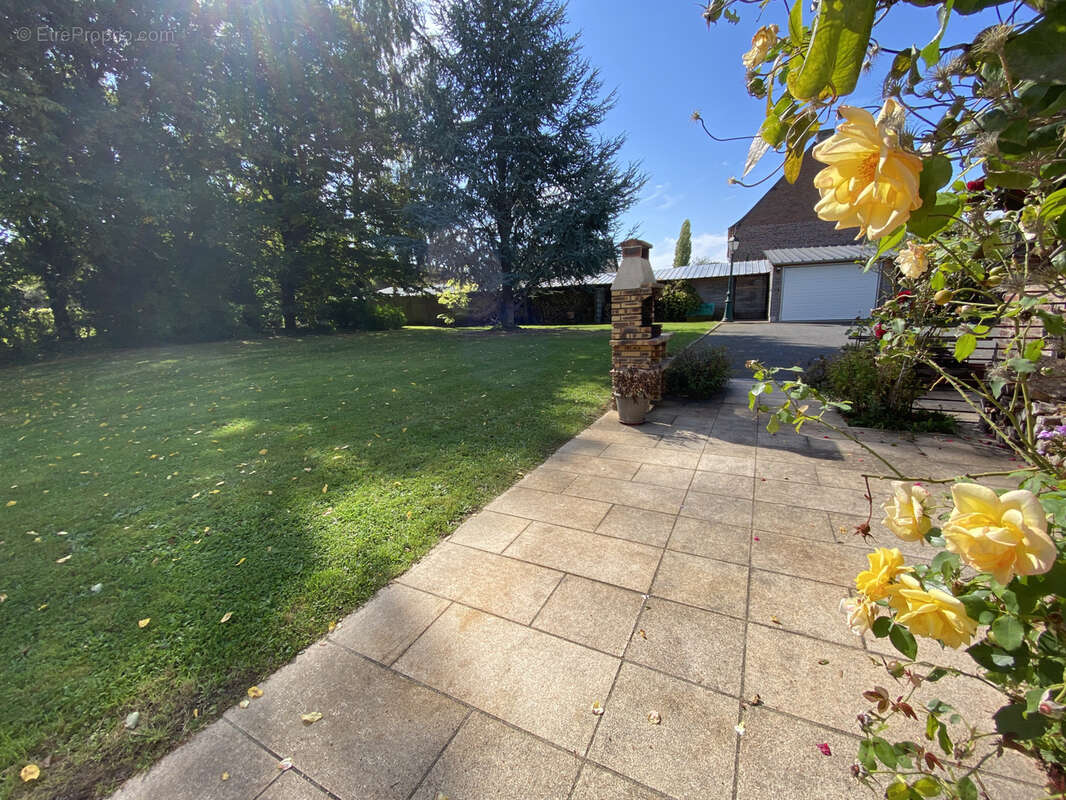 Maison à LE CAULE-SAINTE-BEUVE