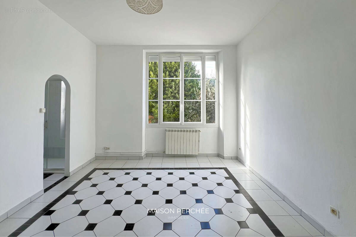 Maison à TRANS-EN-PROVENCE