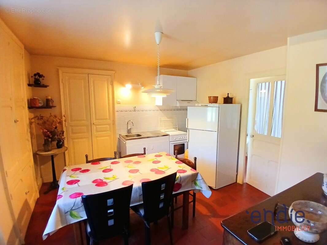 Maison de 102 m².à CHITRAY - photo 4